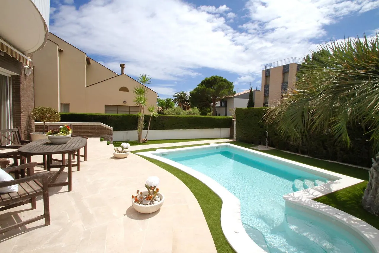 Arenda Villa Flamingo L'L'Hospitalet de l'Infant 0*,